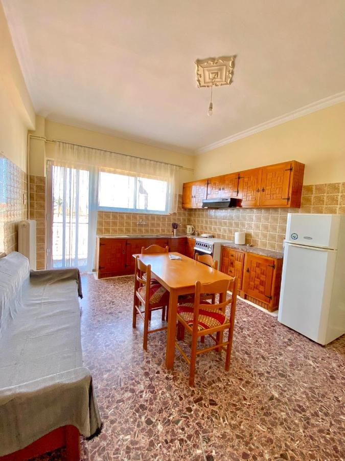 Dimitris Apartment 季亚科普通 外观 照片